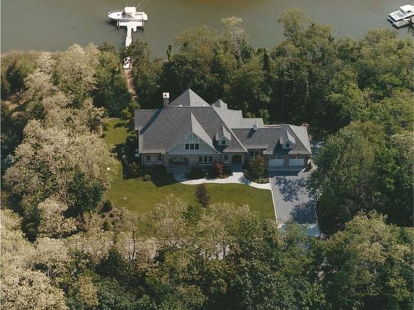 190 Jackson Landing , Mattituck, NY 11952