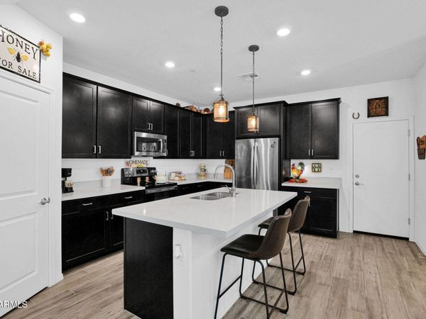 1917 E HAMPTON Lane, Unit 111, Gilbert, AZ 85295