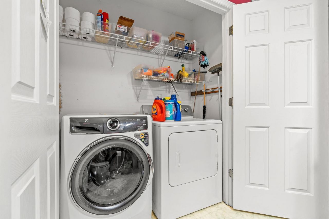 2212 Franklin Circle Photo 20