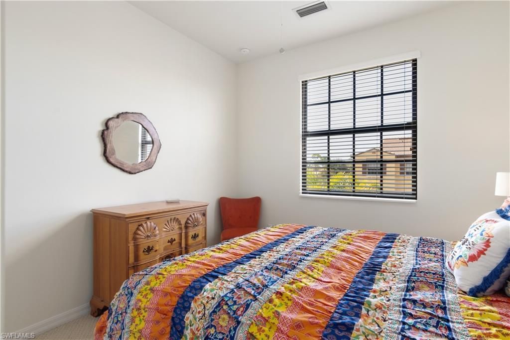 8993 Cambria Cir, Unit 1907, Naples, FL 34113 Photo