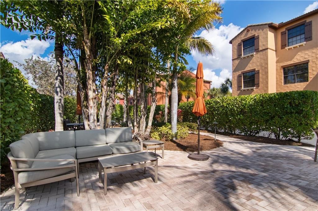 8993 Cambria Cir, Unit 1907, Naples, FL 34113 Photo