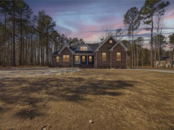 1312 Creekway Drive , Smithfield, VA 23430