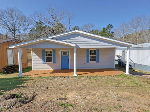 140 South Drive, Hazlehurst, MS 39083