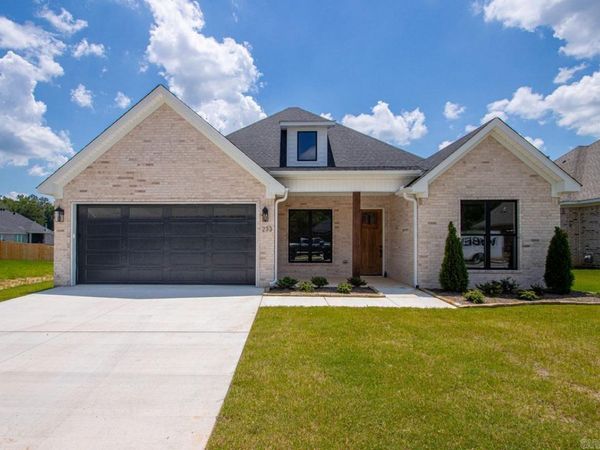 233 Cason Hill Boulevard, Bryant, AR 72002