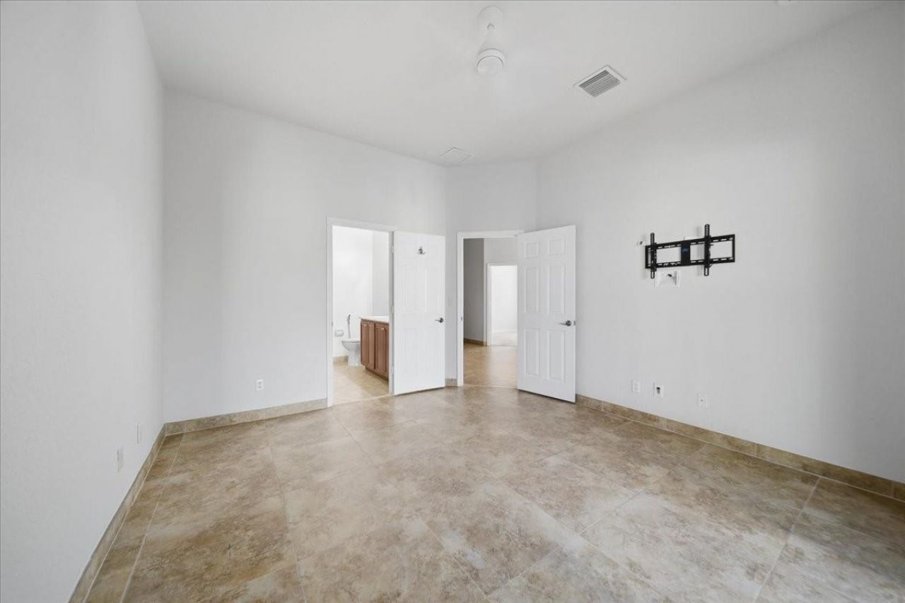 4851 Bonsai Cir, Unit 215, Palm Beach Gardens, FL 33418 Photo