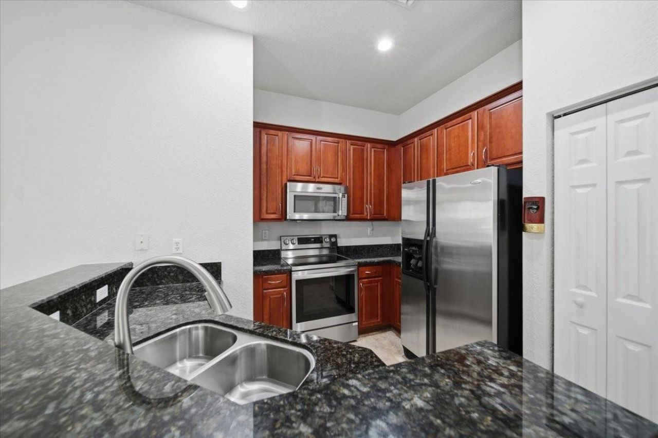 4851 Bonsai Cir, Unit 215, Palm Beach Gardens, FL 33418 Photo