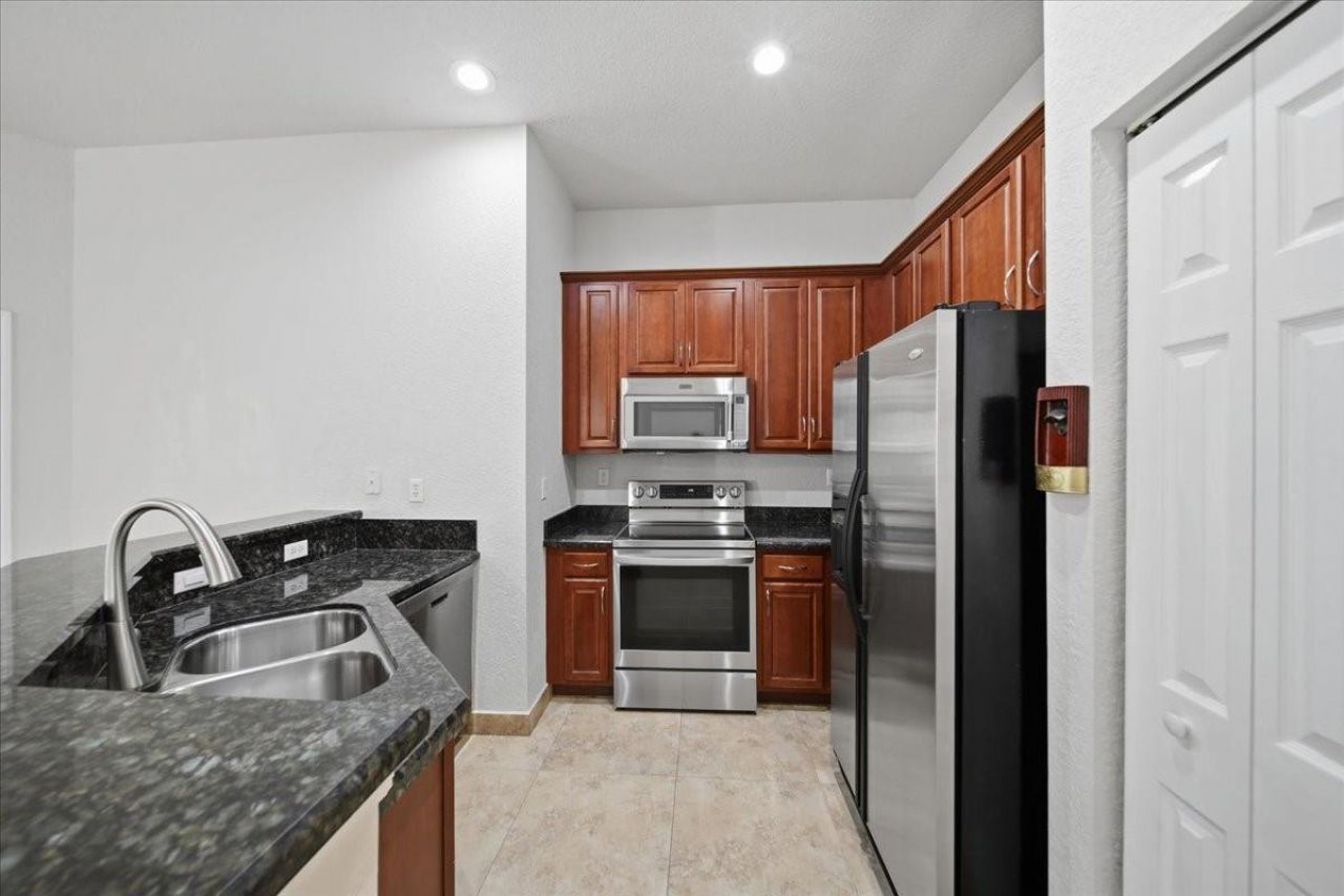 4851 Bonsai Cir, Unit 215, Palm Beach Gardens, FL 33418 Photo