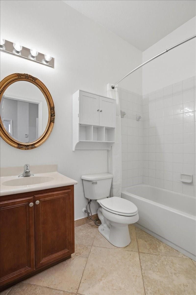 4851 Bonsai Cir, Unit 215, Palm Beach Gardens, FL 33418 Photo