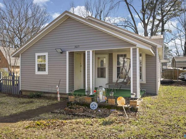 3015 6th Avenue SW, Huntsville, AL 35805