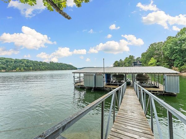 10135 Elizabeth Drive, Rogers, AR 72756