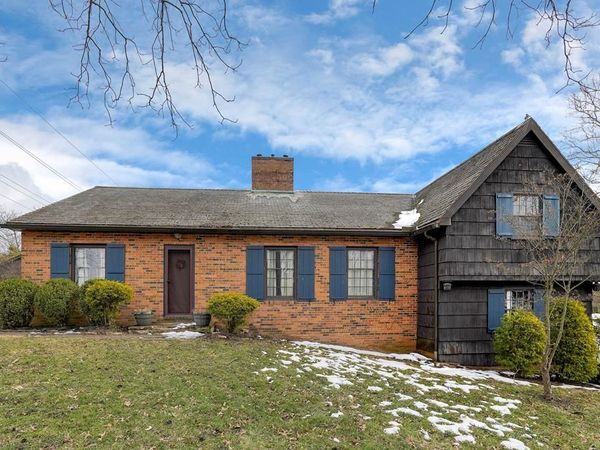 53 Fruit Hill Drive, Chillicothe, OH 45601