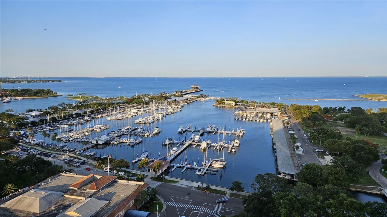 1 Beach Drive Se, Unit 2003, Saint Petersburg, FL 33701 Photo