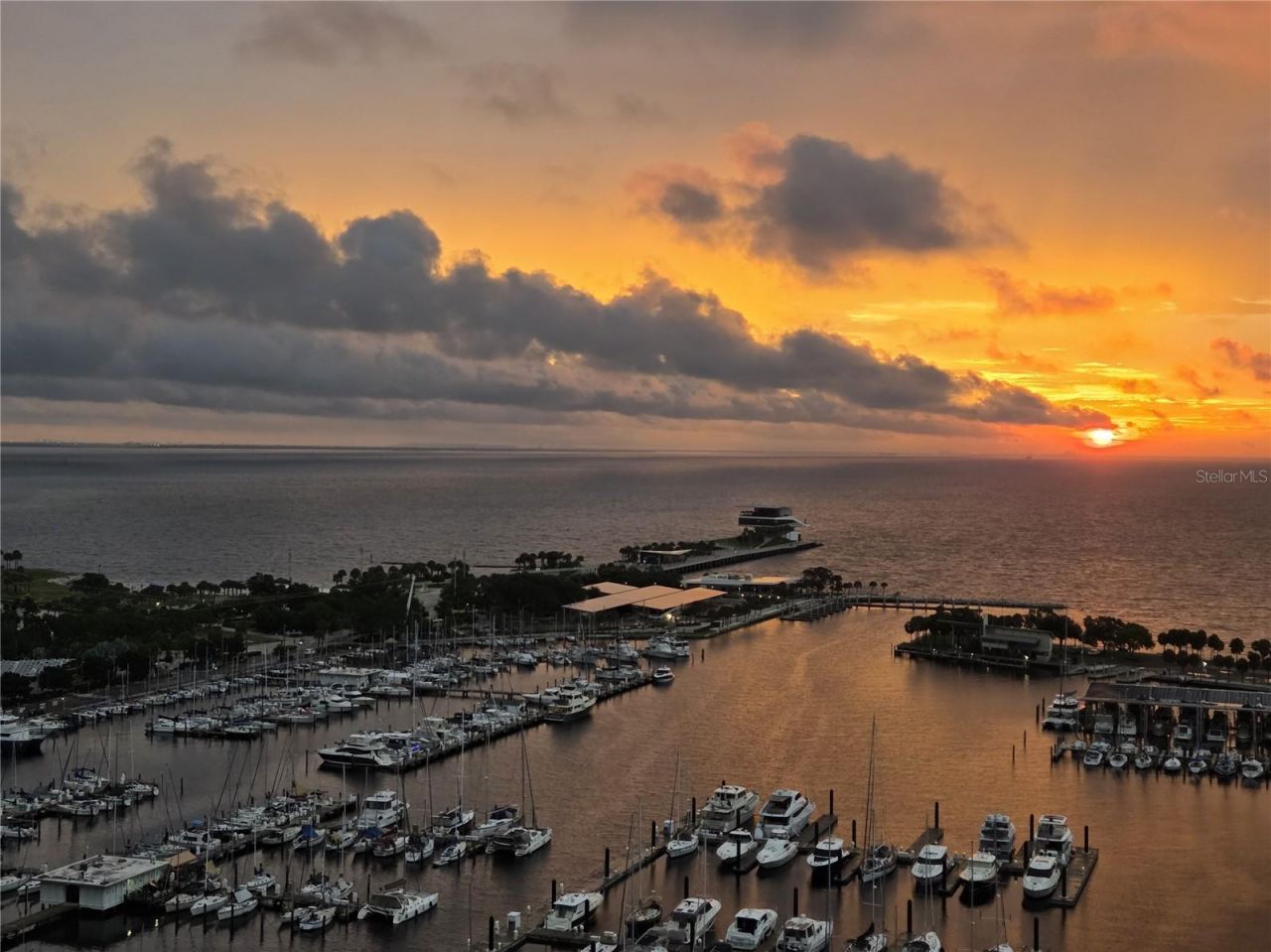 1 Beach Drive Se, Unit 2003, Saint Petersburg, FL 33701 Photo