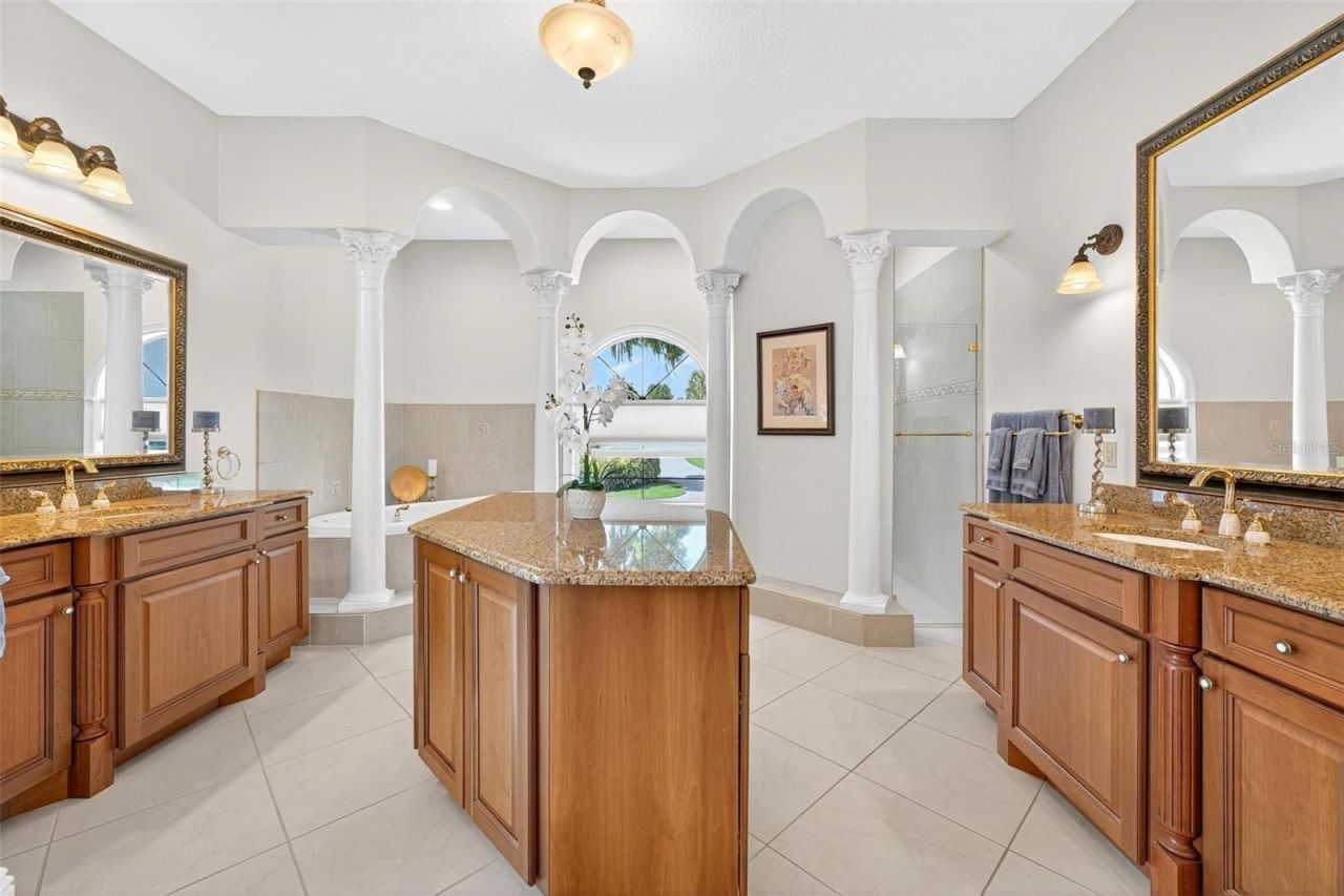 7303 Birds Nest Court, Yalaha, FL 34797 Photo