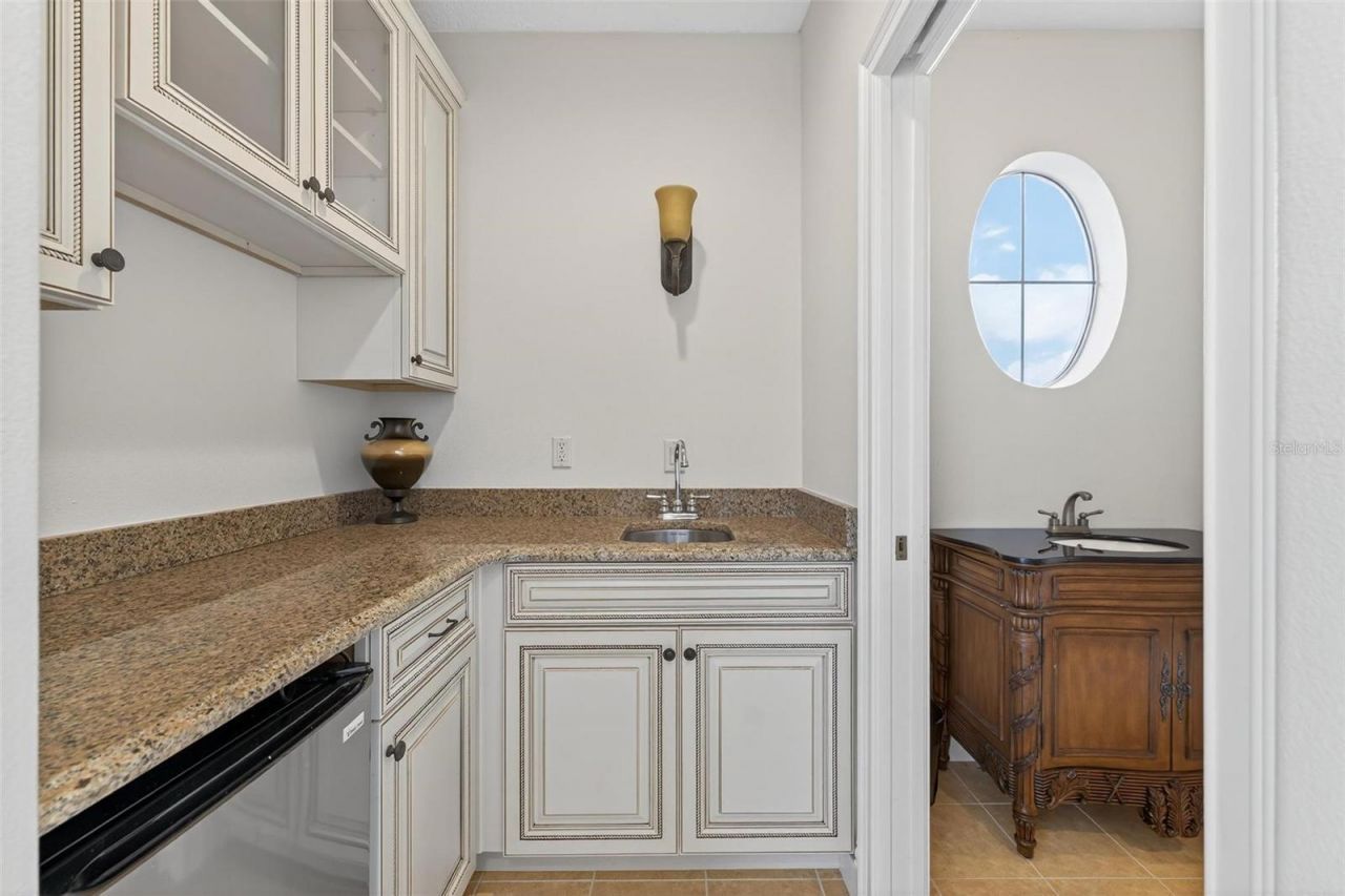 7303 Birds Nest Court, Yalaha, FL 34797 Photo