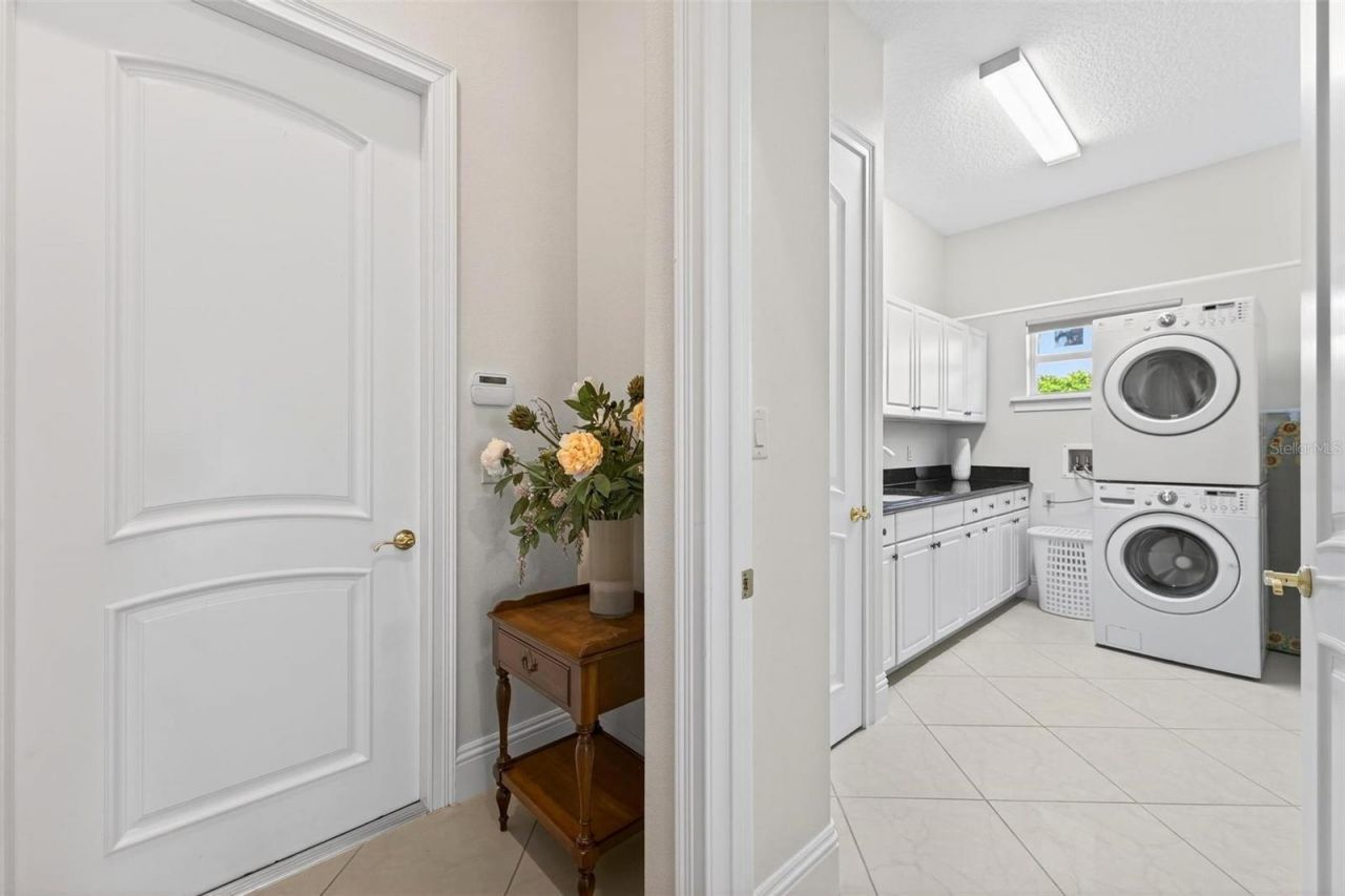 7303 Birds Nest Court, Yalaha, FL 34797 Photo