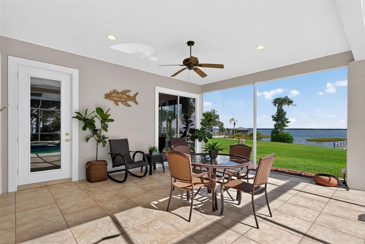 7303 Birds Nest Court, Yalaha, FL 34797 Photo