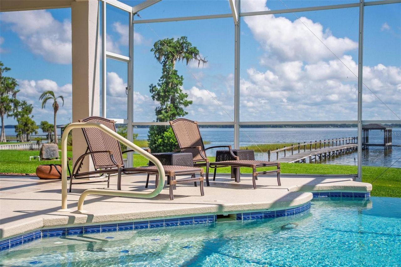 7303 Birds Nest Court, Yalaha, FL 34797 Photo