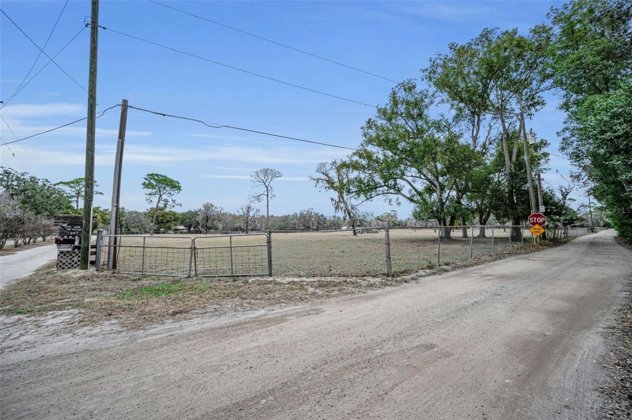 7230 Old Homestead Road, New Port Richey, FL 34654 Photo