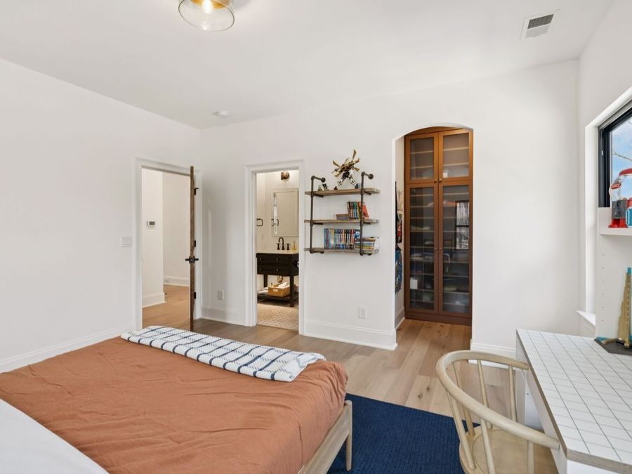 Property Image 62