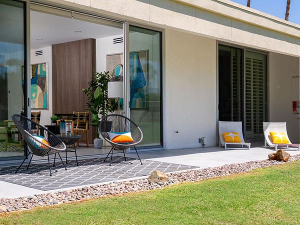 172 Desert Lakes Drive, Palm Springs, CA 92264