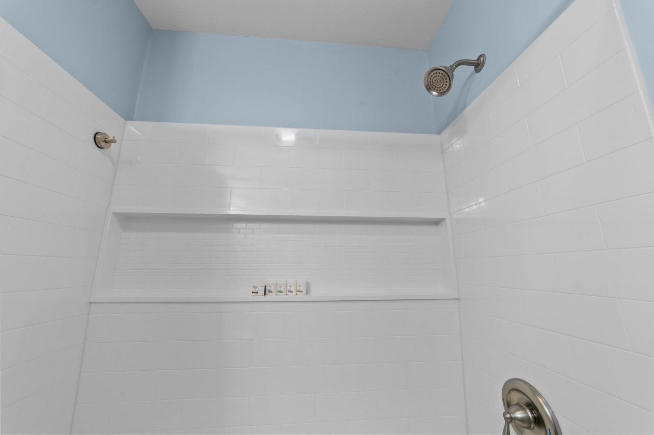 1238 River Oak Dr. Photo 9