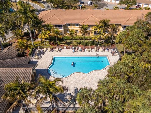 1113 Winding Pines CIR, Unit 203, CAPE CORAL, FL 33909