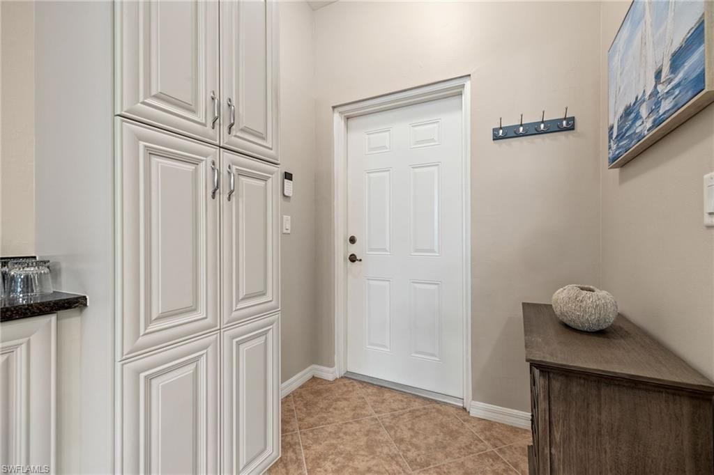 1113 Winding Pines Cir, Unit 203, Cape Coral, FL 33909 Photo