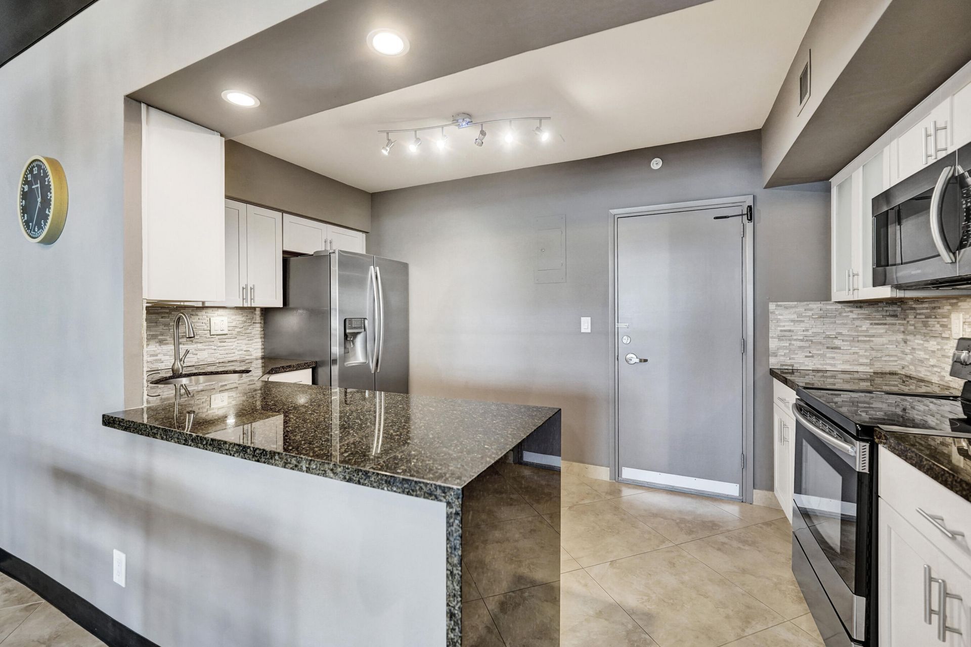 3200 NE 36th Street, Unit 220, Fort Lauderdale, FL 33308 Photo