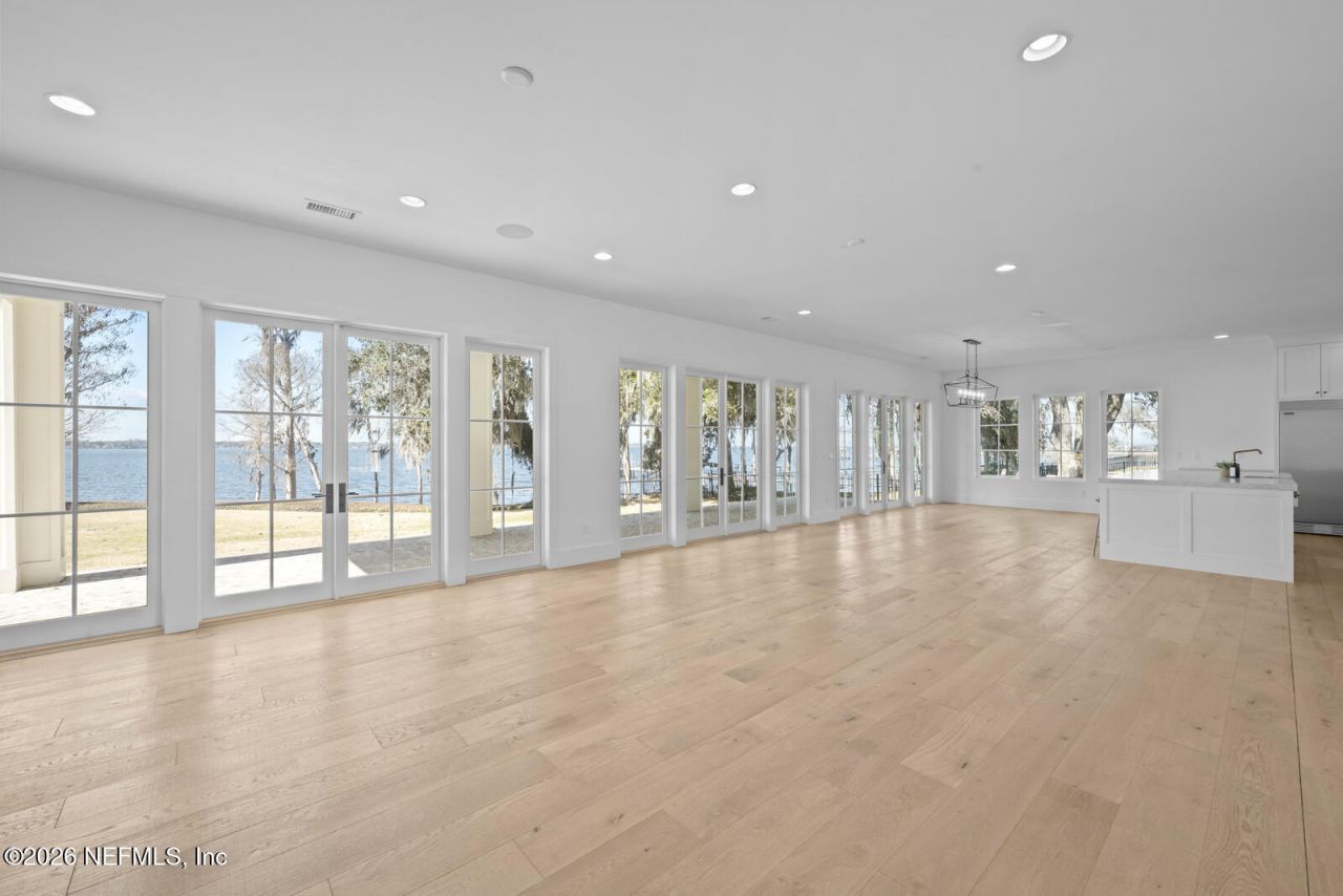 2588 State Road 13 N, Saint Johns, FL 32259 Photo