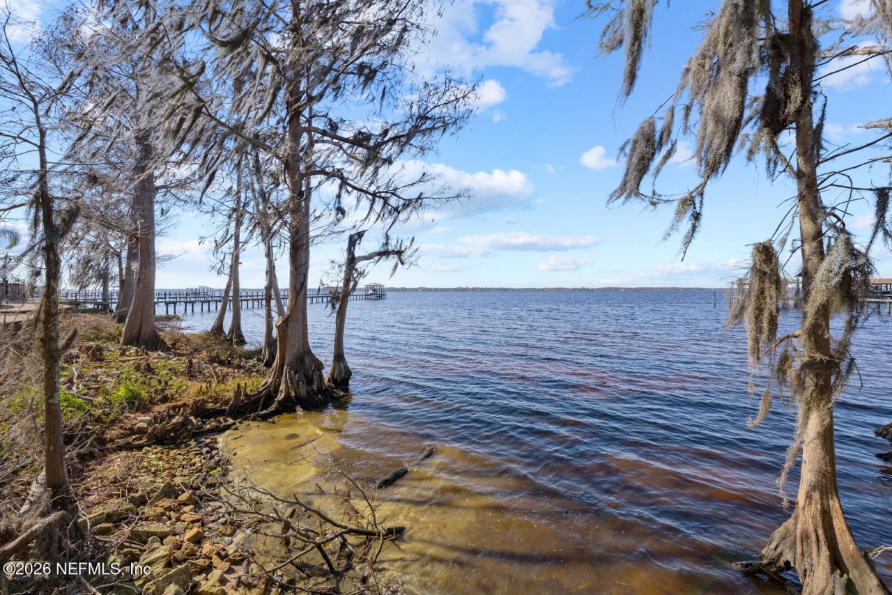 2588 State Road 13 N, Saint Johns, FL 32259 Photo