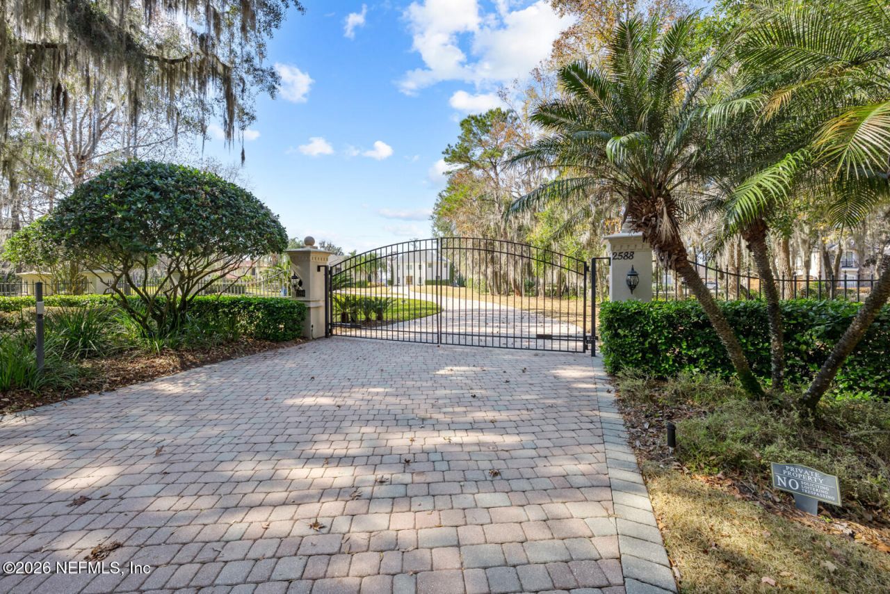 2588 State Road 13 N, Saint Johns, FL 32259 Photo