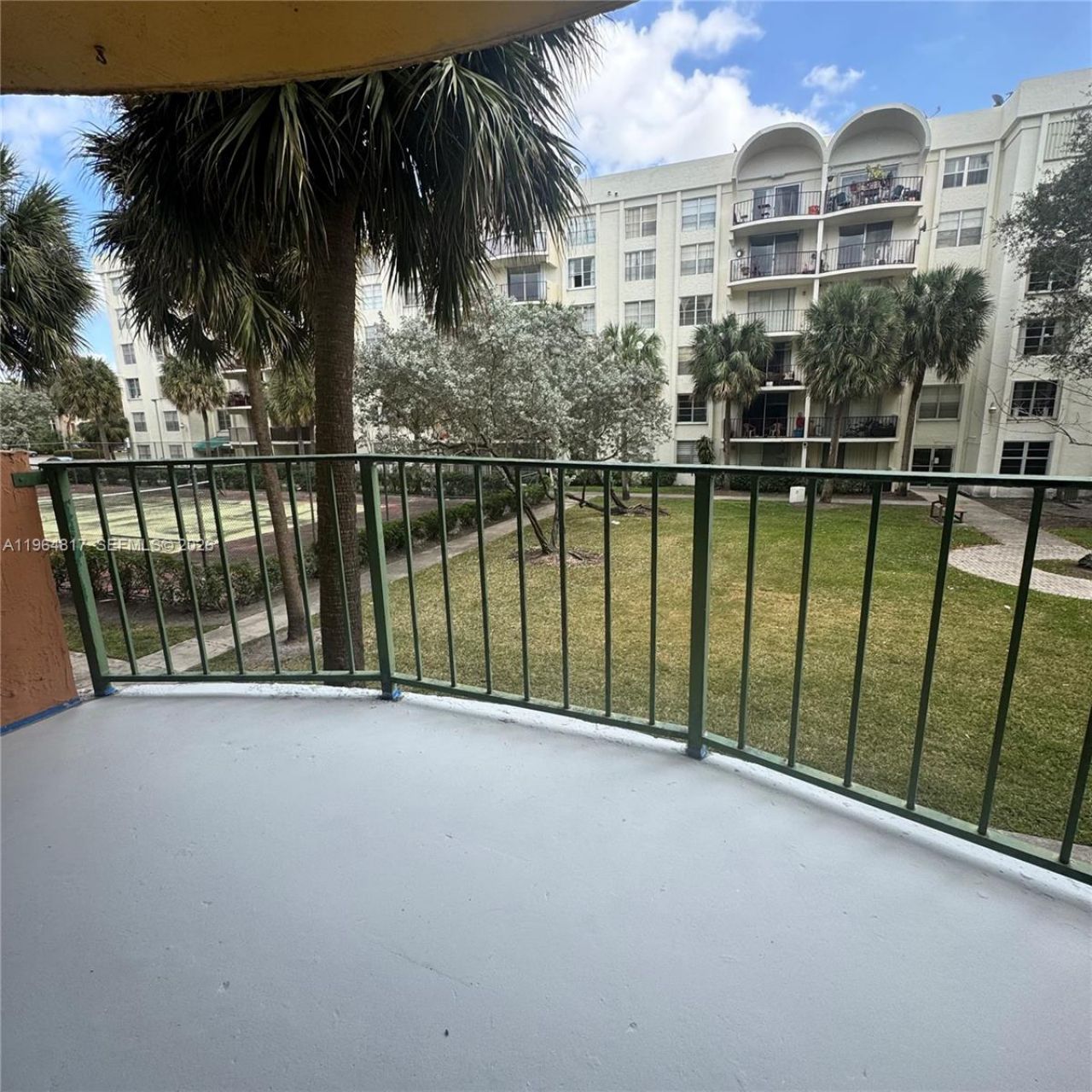 9320 Fontainebleau Blvd, Unit 211, Miami, FL 33172 Photo