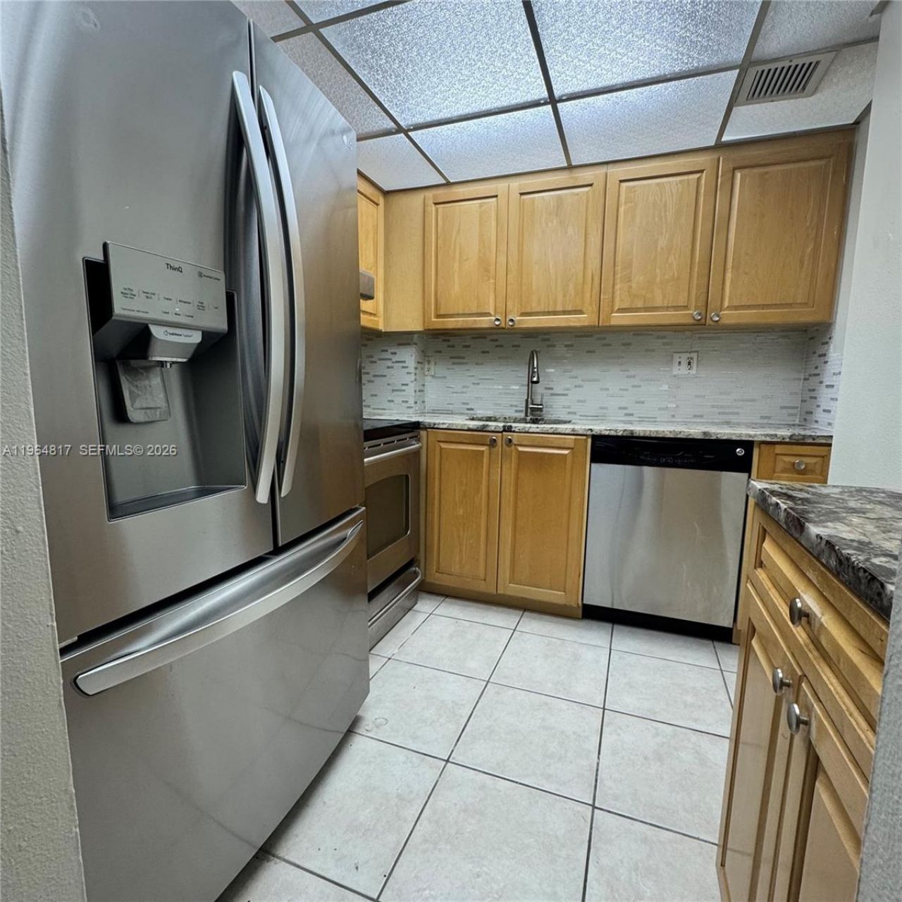 9320 Fontainebleau Blvd, Unit 211, Miami, FL 33172 Photo