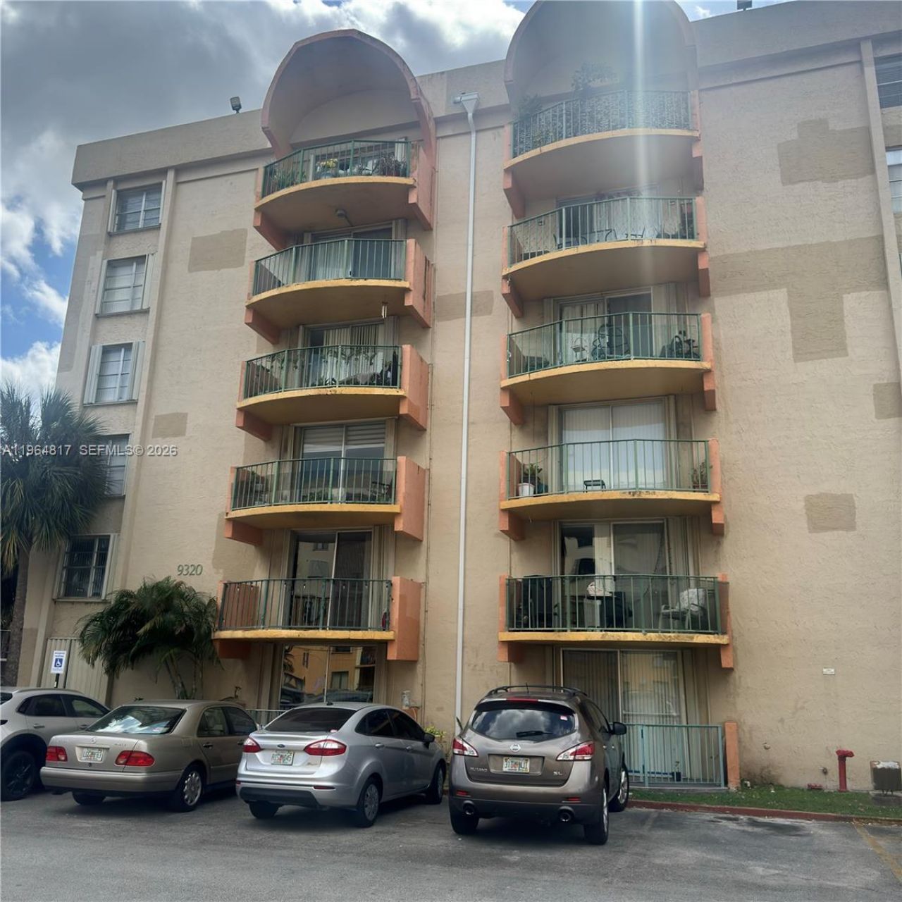 9320 Fontainebleau Blvd, Unit 211, Miami, FL 33172 Photo