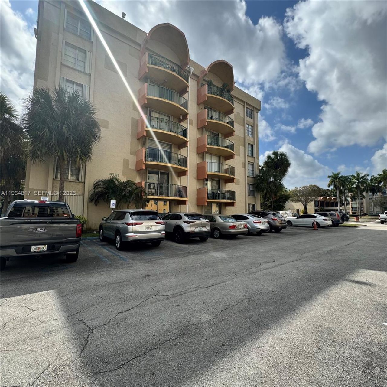 9320 Fontainebleau Blvd, Unit 211, Miami, FL 33172 Photo