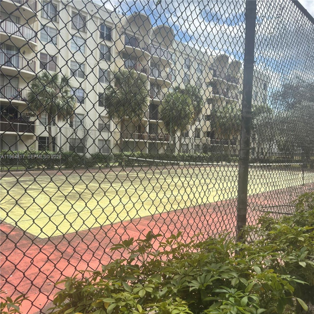 9320 Fontainebleau Blvd, Unit 211, Miami, FL 33172 Photo