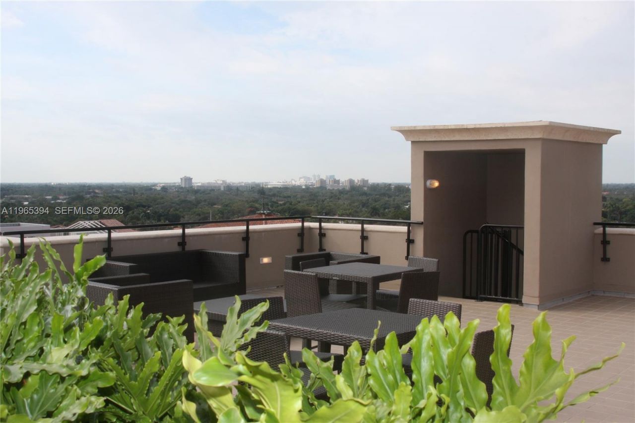 4100 Salzedo St , Unit 1011, Coral Gables, FL 33146 Photo