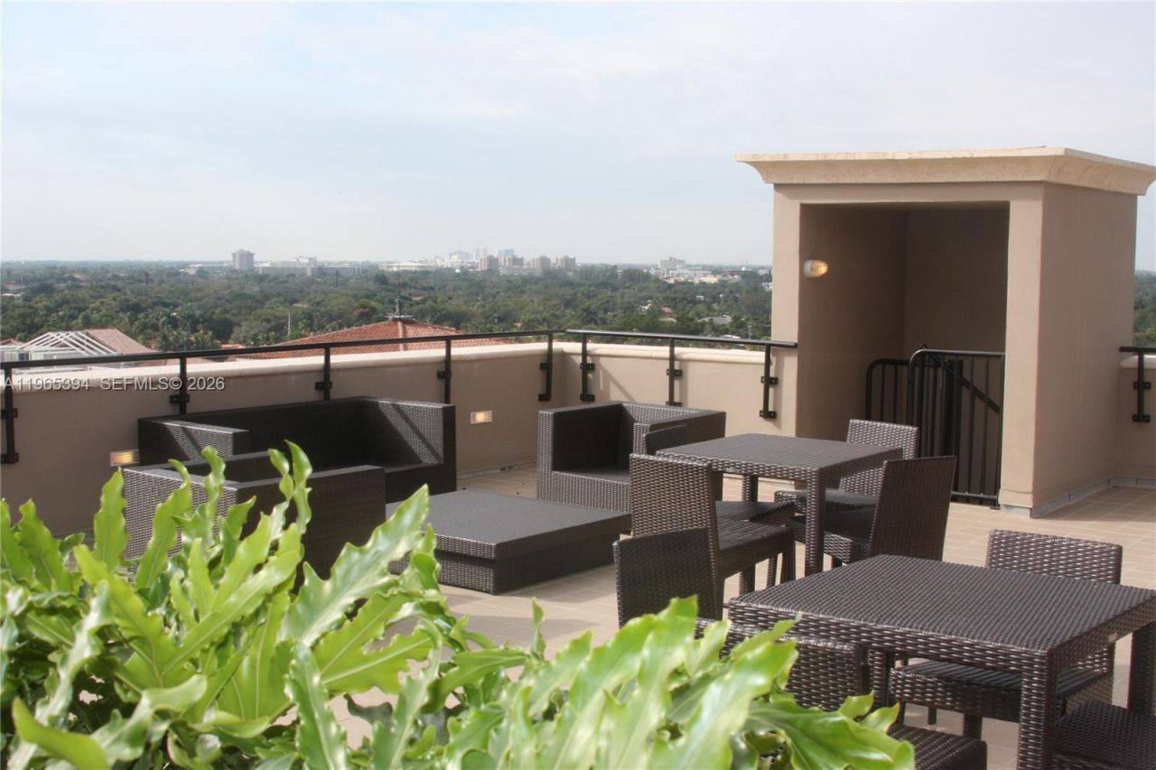 4100 Salzedo St , Unit 1011, Coral Gables, FL 33146 Photo