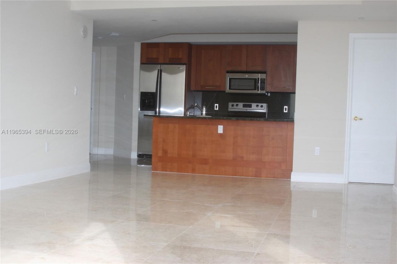 4100 Salzedo St , Unit 1011, Coral Gables, FL 33146 Photo