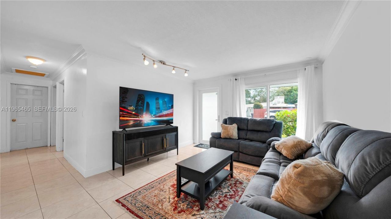 3036 N 58th Ave, Hollywood, FL 33021 Photo