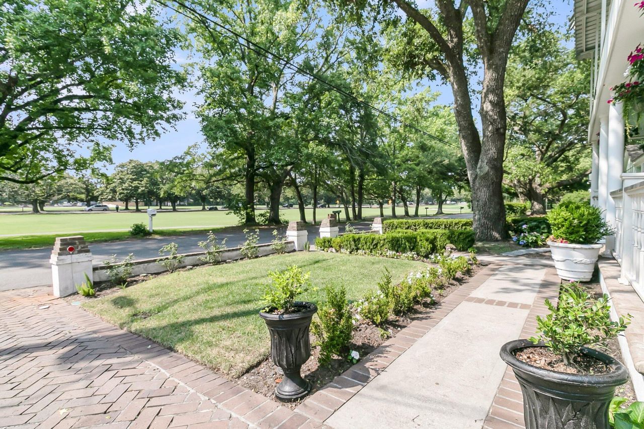 2142 Golfview Drive Photo 7