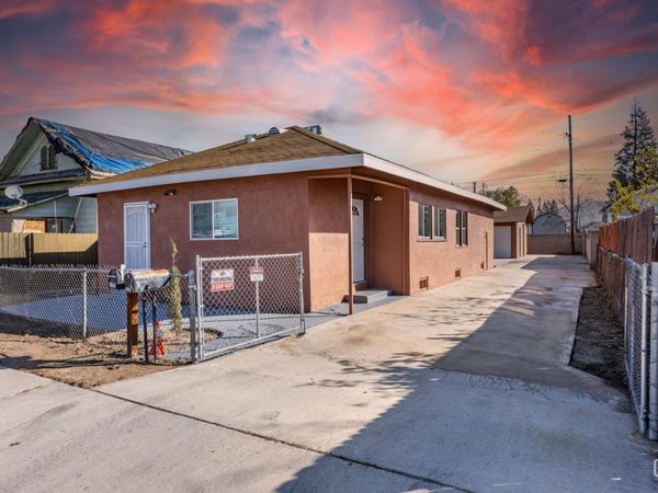 3430 M Street, Bakersfield, CA 93301