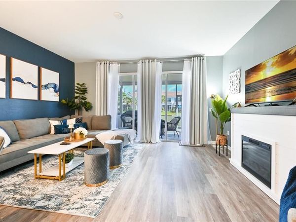 981 Hampton CIR , Unit 119, NAPLES, FL 34105