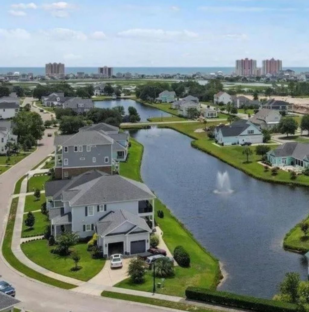 1315 Hunters Rest Dr. Photo 18