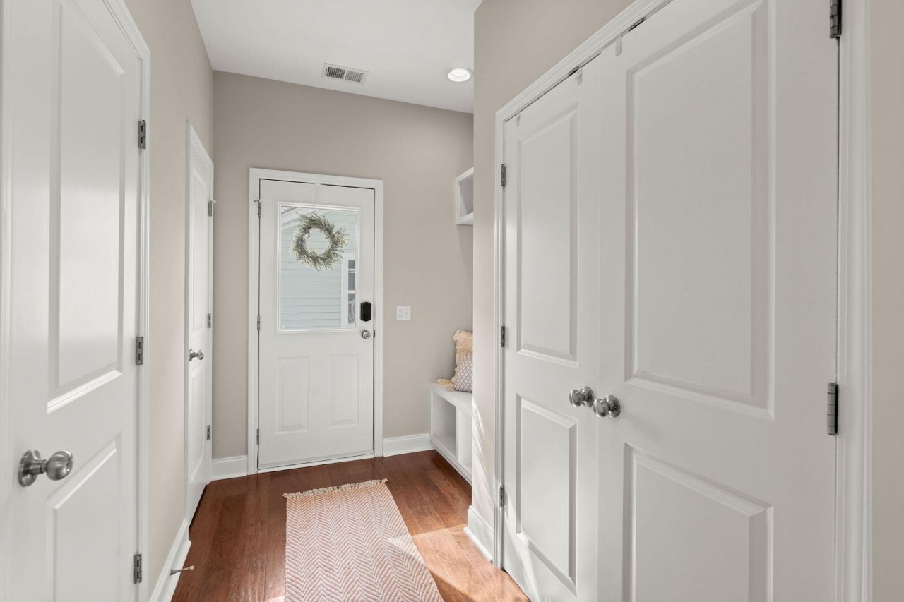 102 Green Grass Road Photo 19