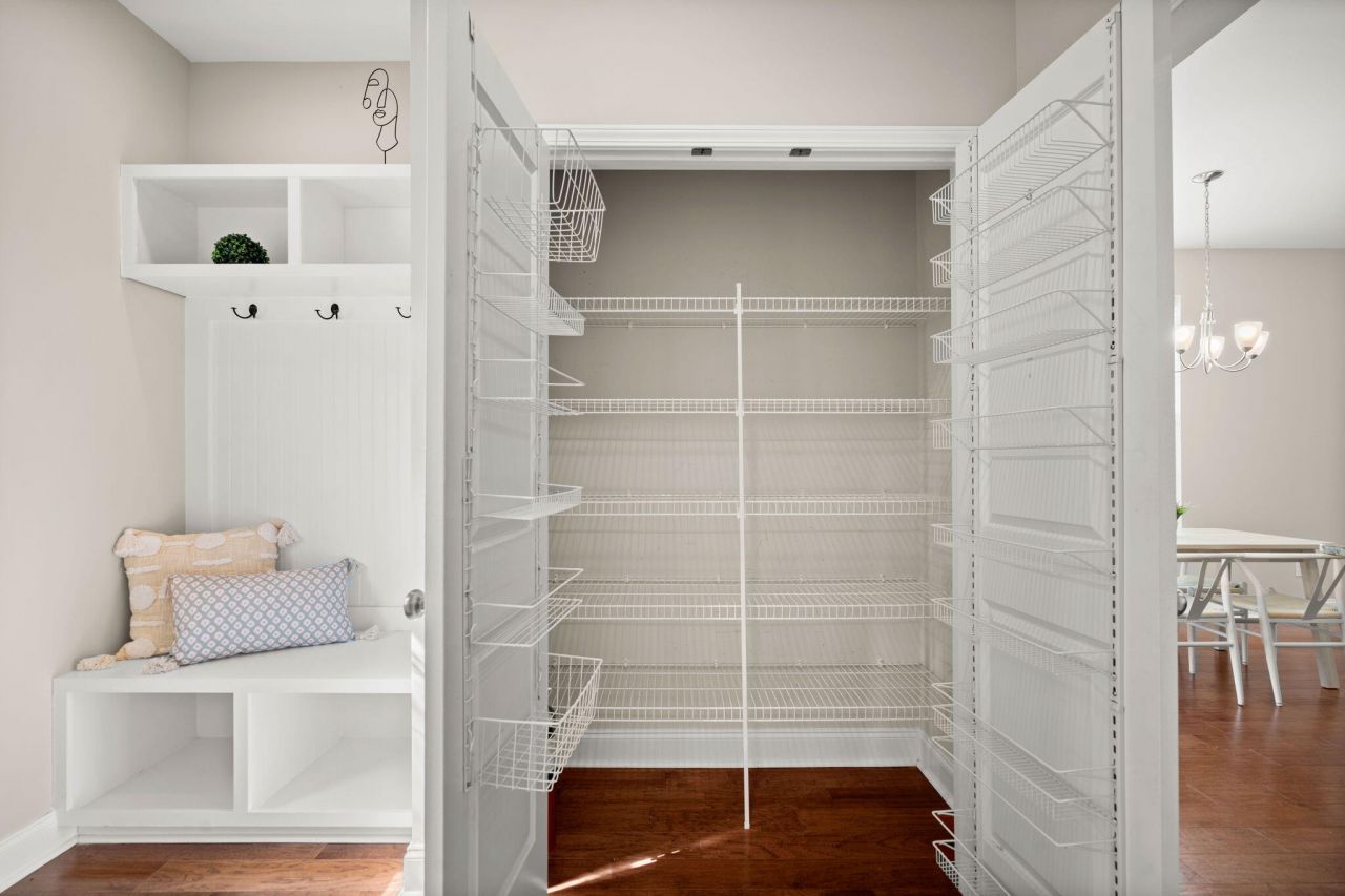 102 Green Grass Road Photo 20