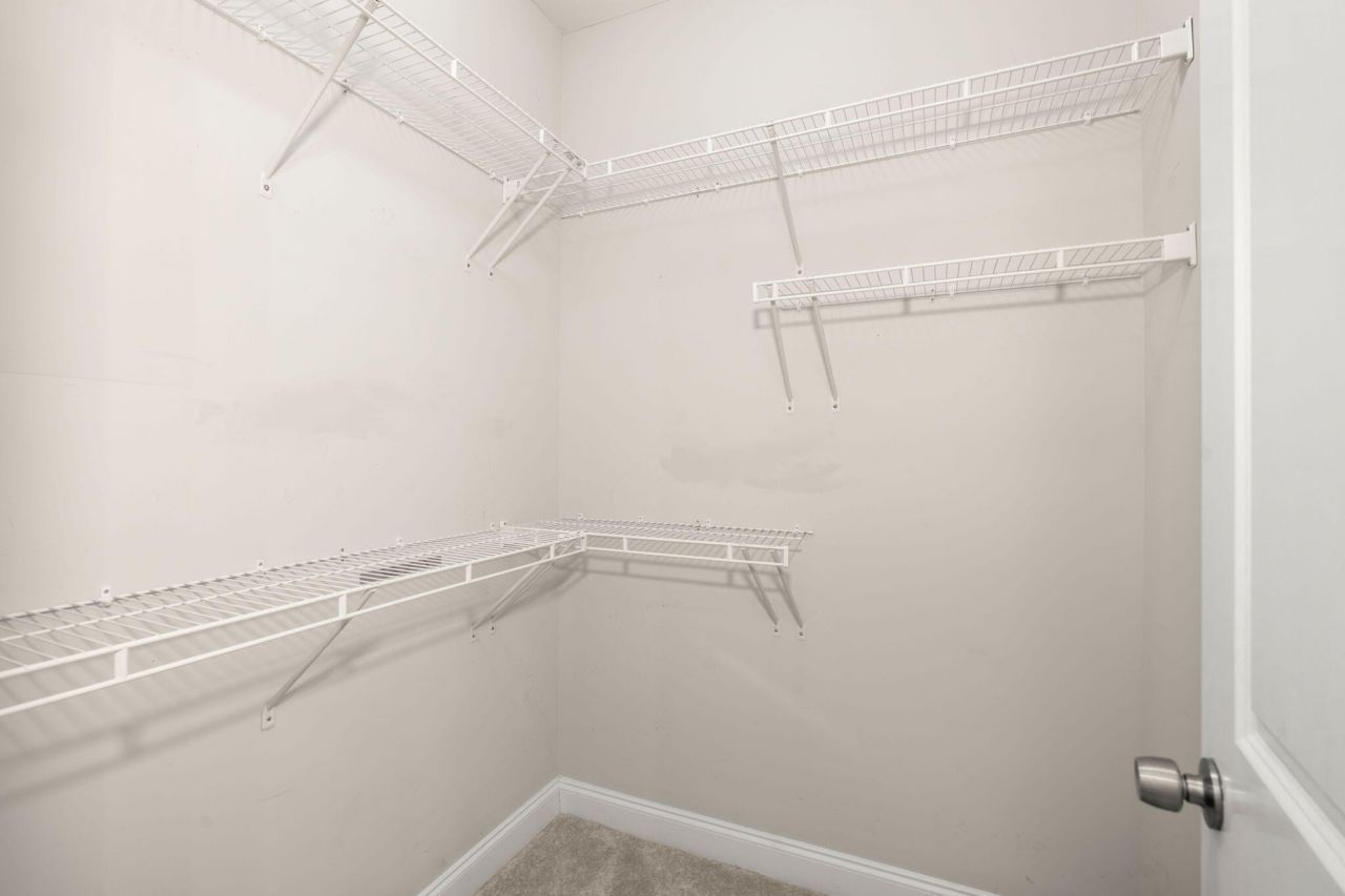 102 Green Grass Road Photo 27