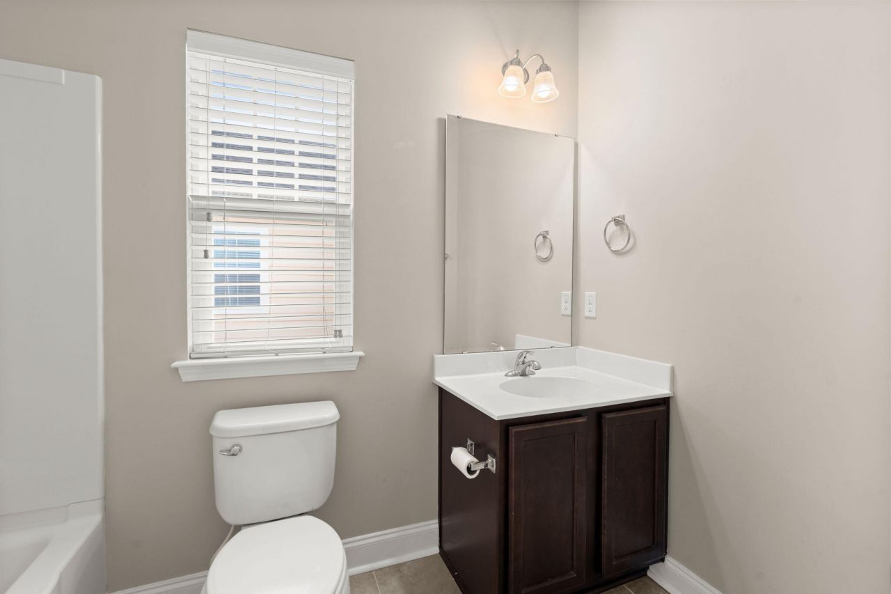 102 Green Grass Road Photo 30