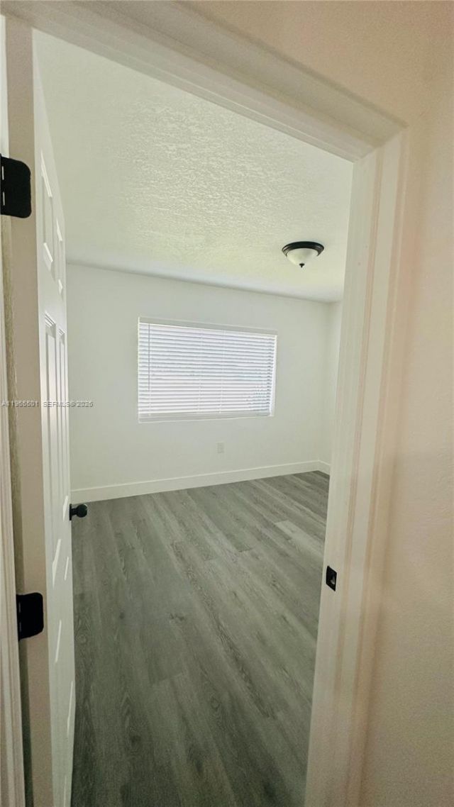 1100 NW 75th St, Miami, FL 33150 Photo